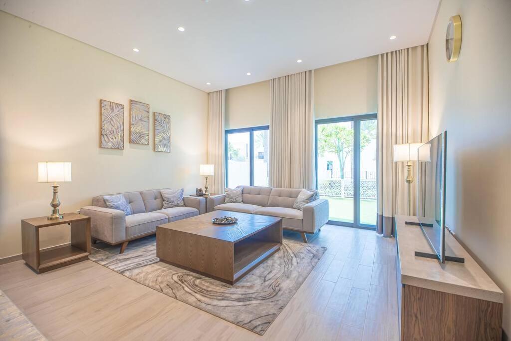 Luxury 3 Bdr Villa By The Sea 54 Fudžajra Exteriér fotografie